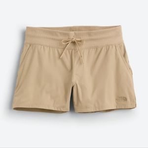 THE NORTH FACE Aphrodite Motion Performance Short